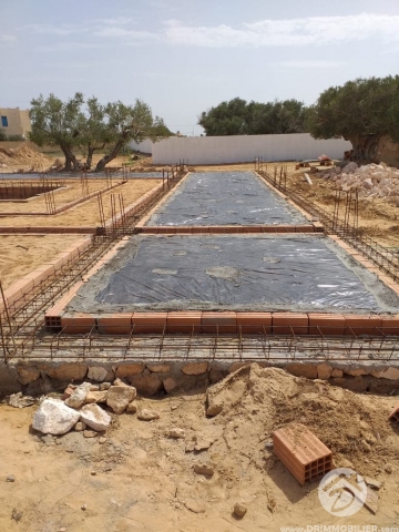 Première étape chantier en cours a Mezraya -                            Vente
                           Notre Chantiers Djerba